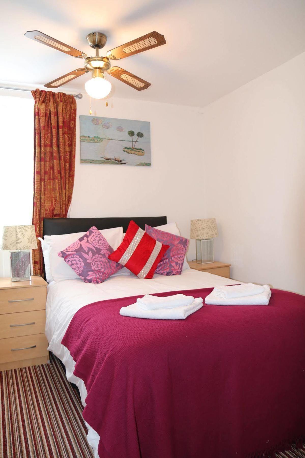 Metro House Star Accommodation London Exterior foto